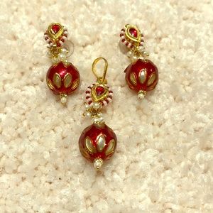 Pendant and earring set